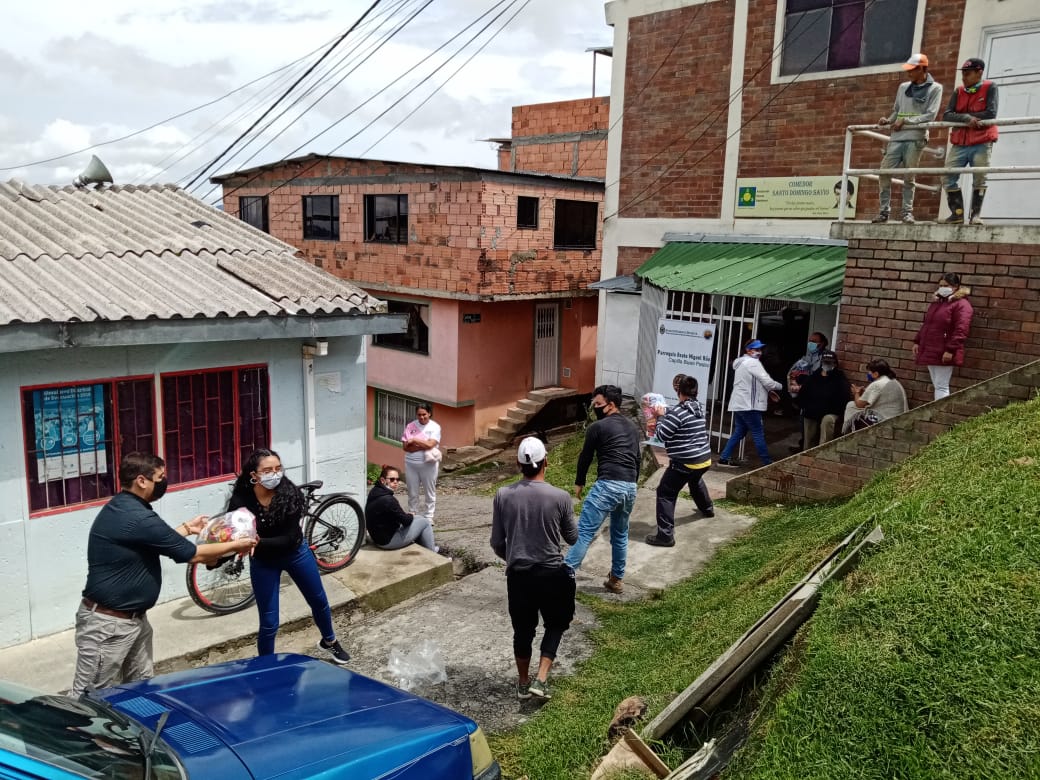 Descargando en el sector el Mirador 