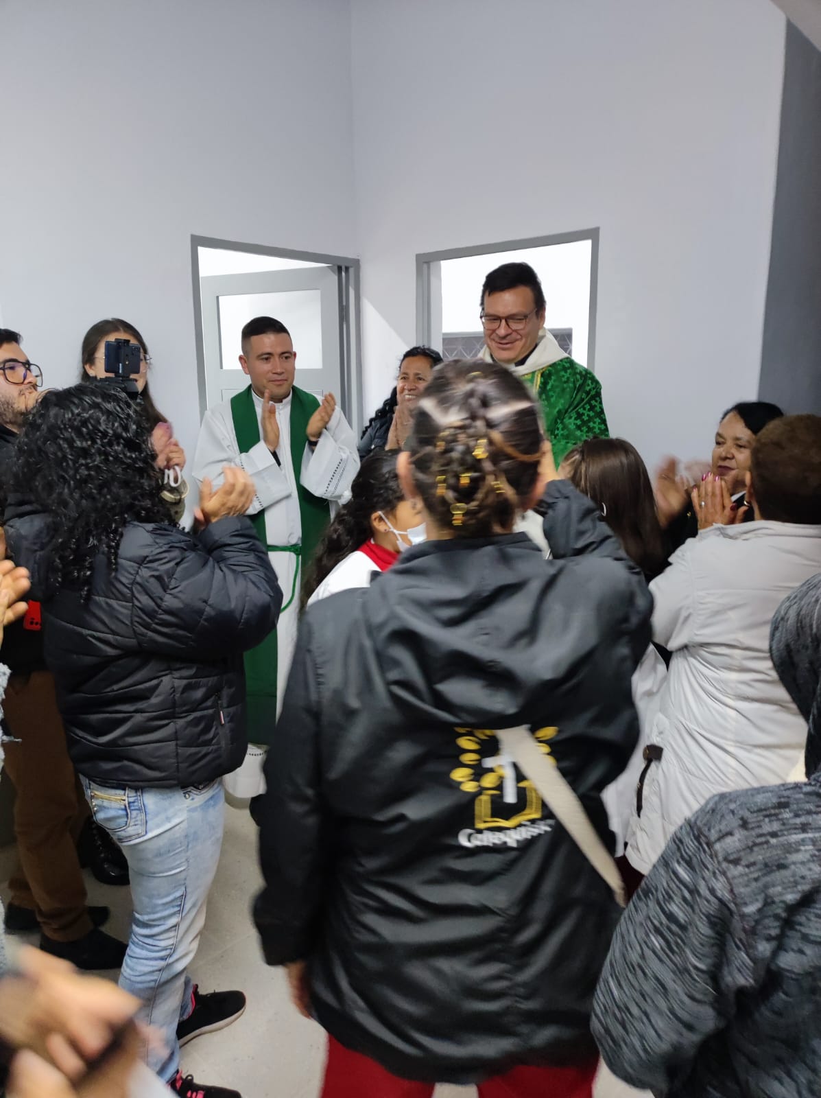 Bendición e inauguración de salones parroquiales