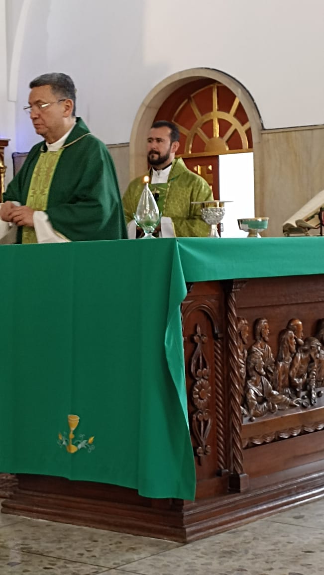 Mons y padre