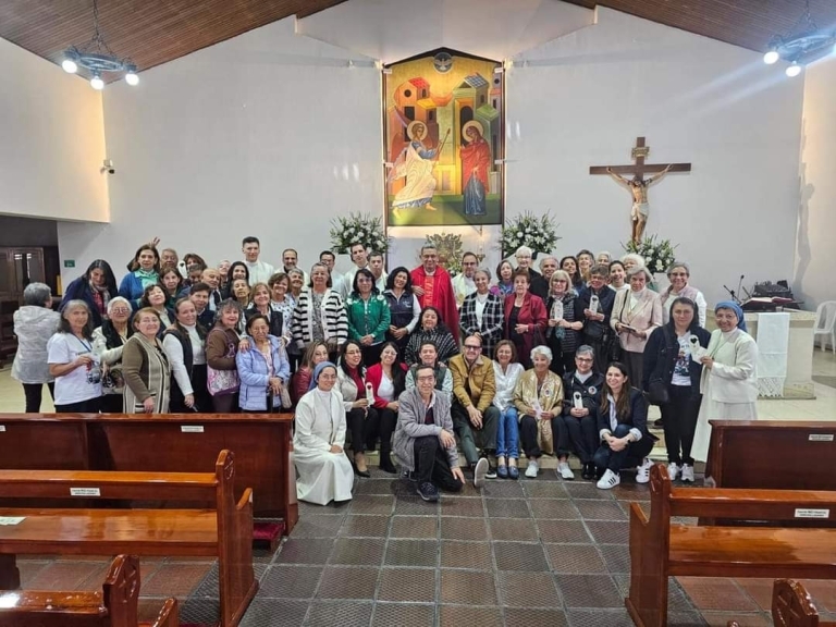 La Anunciación De Nuestra Sra Parroquia Parroquia de san Jorge Parroquia San José de Calasanz Parroquia San Luis Beltrán Parroquia Nuestra Señora de Guadalupe Parroquia Santa María Goretti_Bogotá