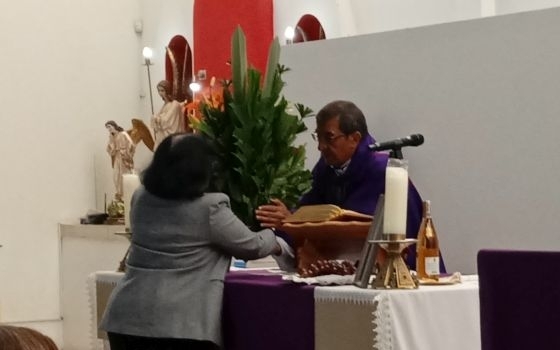 Padre Roberto en su cuadragésimo aniversario de ordenación sacerdotal