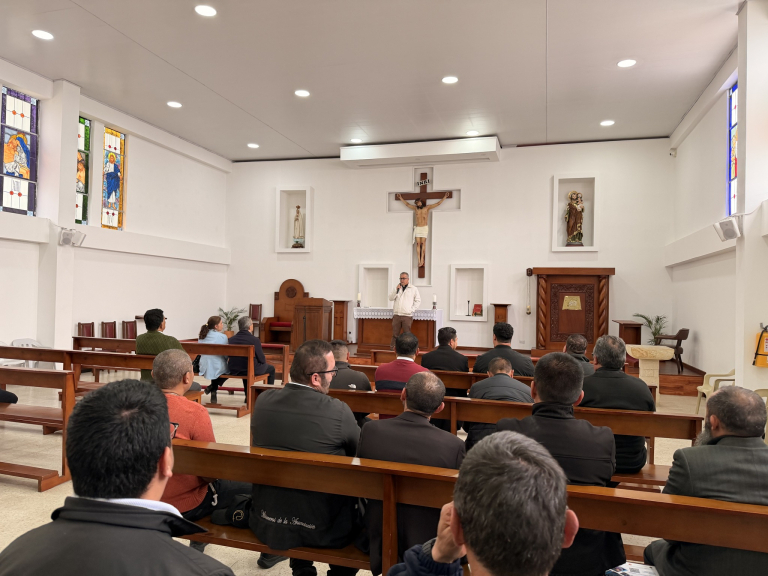 FraternidadSacerdotal